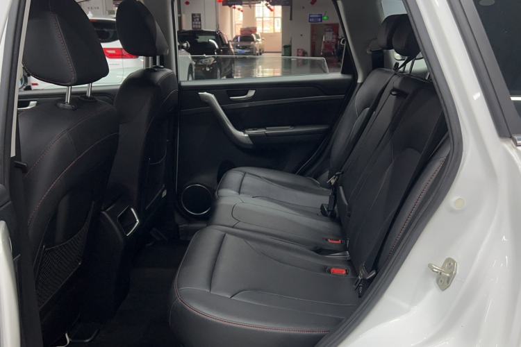 Used Haval H6 2017 Revised Blue-Label Sport Version 1.5T Automatic Two-Wheel Drive Luxury Trim Left Rear Seat