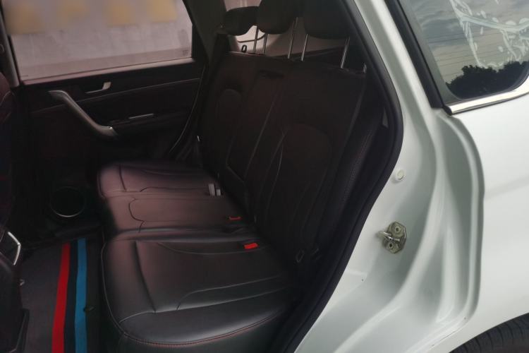 Used Haval H6 2017 Revised Blue-Label Sport Version 1.5T Automatic Two-Wheel Drive Luxury Trim Left Rear Seat