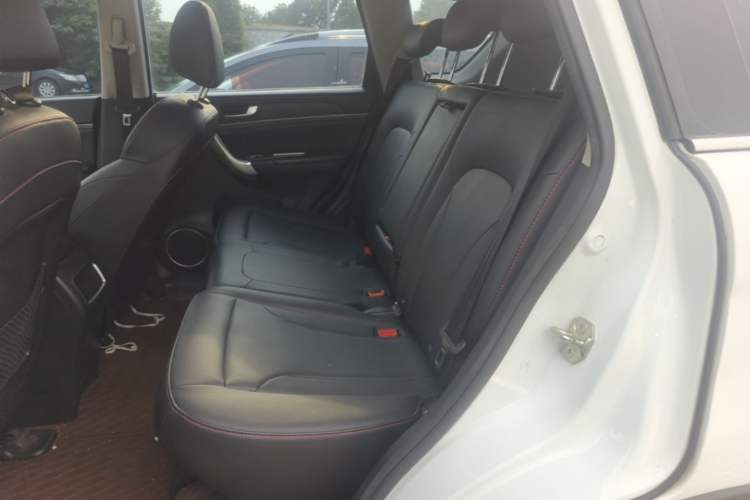 Used Haval H6 2017 Red-Label Sport Edition 1.5T Automatic Two-Wheel Drive Luxury Model Left Rear Seat