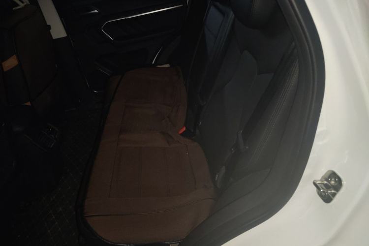 Used Haval H6 2017 Red-Label 1.5T Automatic Two-Wheel Drive Smart Edition Left Rear Seat
