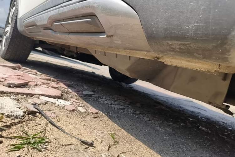 Used Haval H6 2017 Red Label 2.0T Automatic Two-Wheel Drive ZhiShang Model Left Side Sill