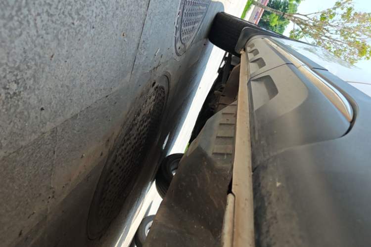 Used Haval H6 2017 Blue Label 2.0T Automatic Two-Wheel Drive Smart Edition Left Side Sill