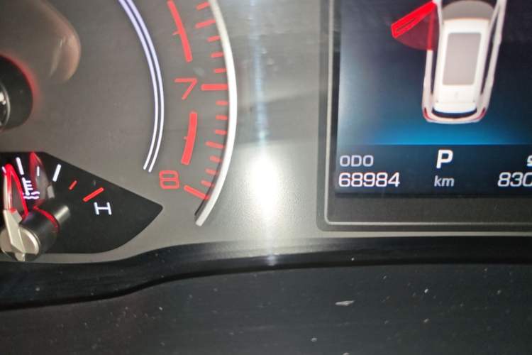 Used Haval H6 2017 Blue Label 2.0T Automatic Two-Wheel Drive Smart Edition Odometer Close Up