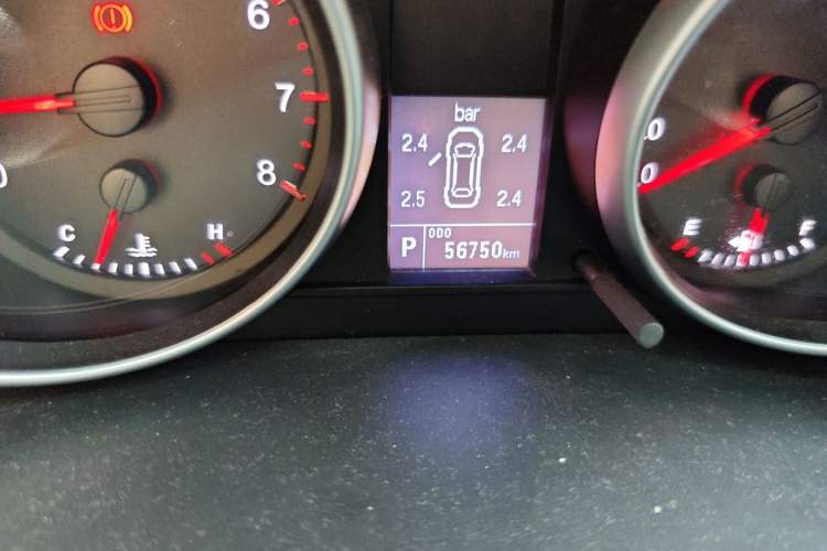 Used Haval H6 2017 Classic Edition 1.5T Automatic Two-Wheel Drive Elite Model Odometer Close Up