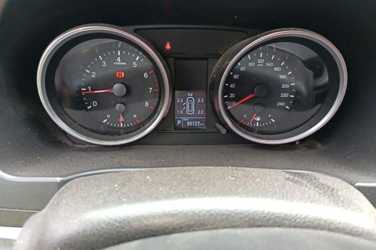 Used Haval H6 2017 Restyled Red-Label Sport Version 1.5T Automatic Two-Wheel Drive Luxury Trim Odometer Close Up