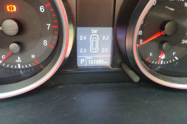 Used Haval H6 2017 Revised Blue-Label Sport Version 1.5T Automatic Two-Wheel Drive Luxury Trim Odometer Close Up