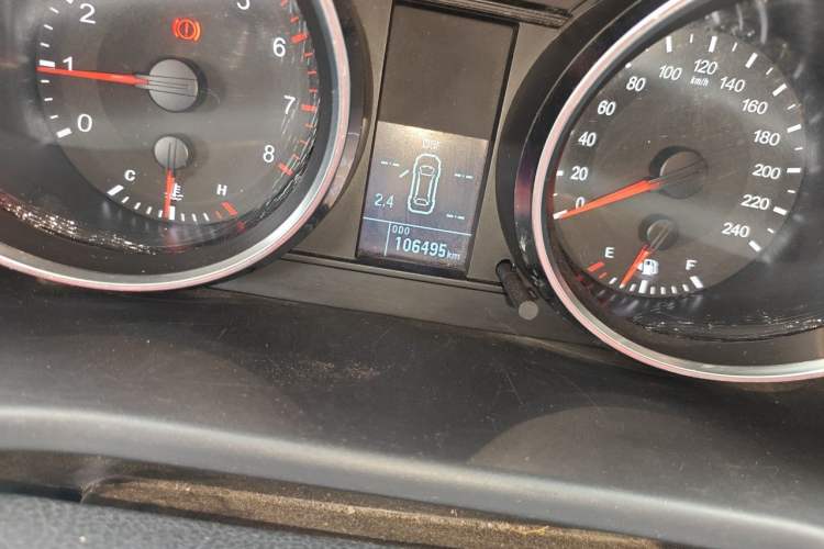 Used Haval H6 2017 Red-Label Sport Edition 1.5T Manual Two-Wheel Drive Elite Model Odometer Close Up