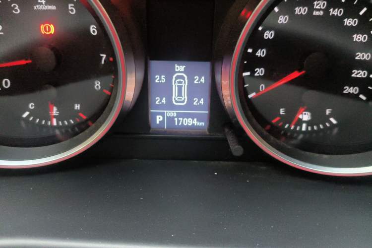 Used Haval H6 2017 Red-Label Sport Edition 1.5T Automatic Two-Wheel Drive Luxury Model Odometer Close Up