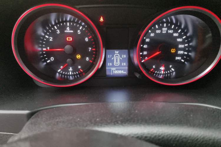 Used Haval H6 2017 Red-Label Sport Edition 1.5T Manual Two-Wheel Drive Elite Model Odometer Close Up