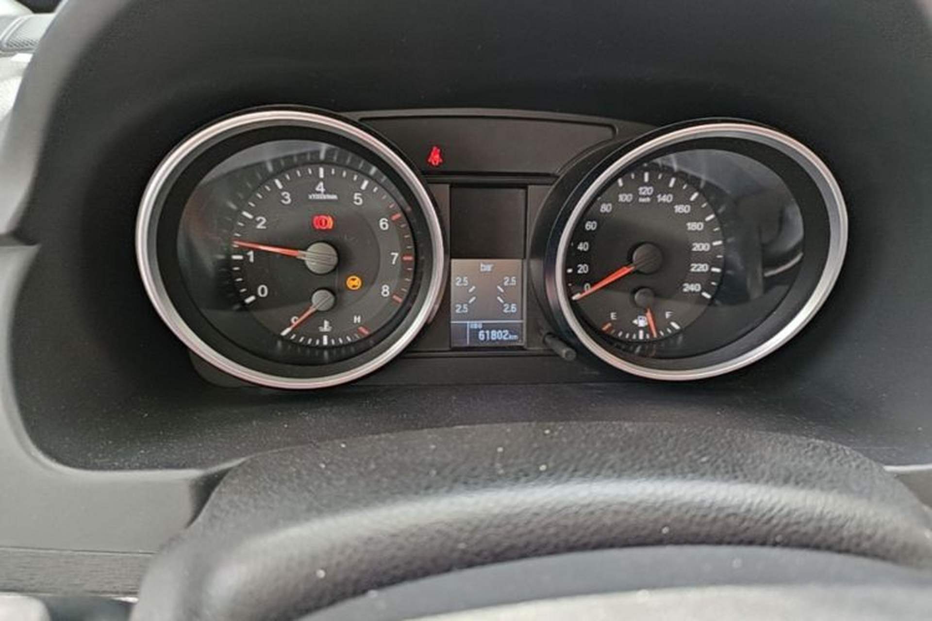 Used Haval H6 2017 Blue Label Sport Edition 1.5T Manual Two-Wheel Drive Elite Model Odometer Close Up