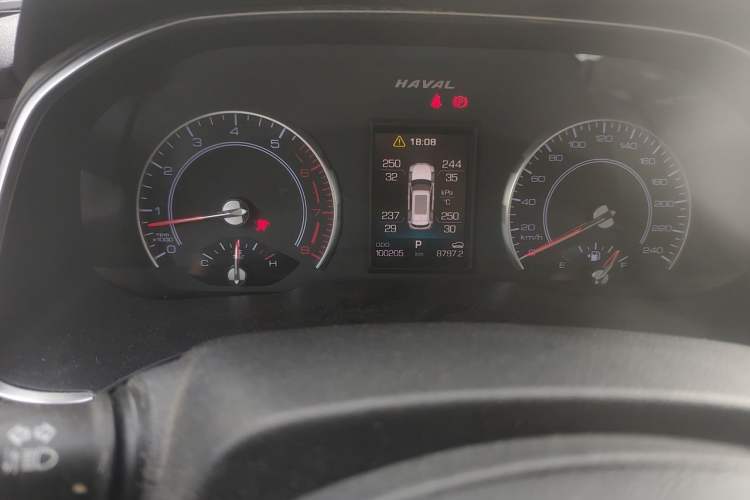 Used Haval H6 2017 Blue Label 2.0T Automatic Two-Wheel Drive Smart Edition Odometer Close Up