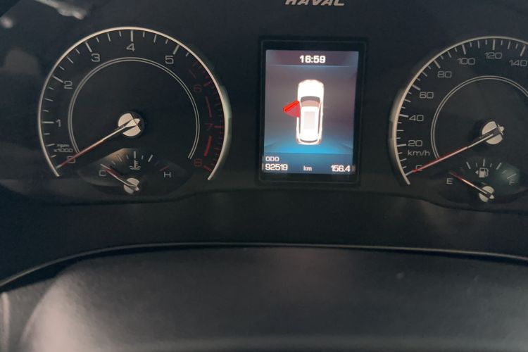 Used Haval H6 2017 Red Label 2.0T Automatic Two-Wheel Drive ZhiShang Model Odometer Close Up