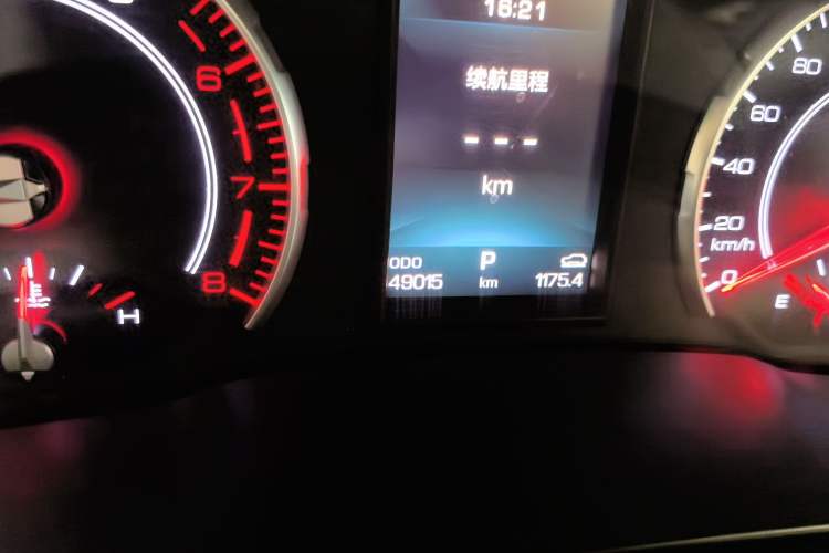 Used Haval H6 2017 Blue Label 1.5T Automatic Two-Wheel Drive Luxury Model Odometer Close Up