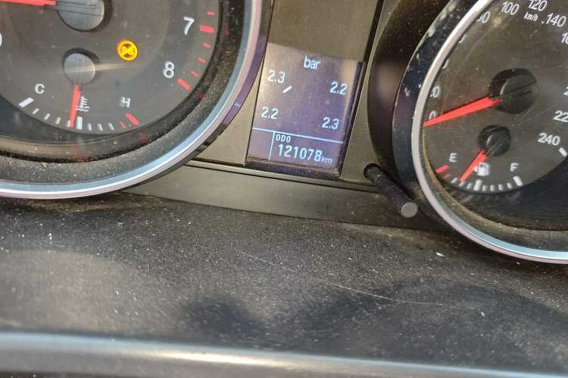 Used Haval H6 2017 Red-Label Sport Edition 1.5T Manual Two-Wheel Drive Elite Model Odometer Close Up