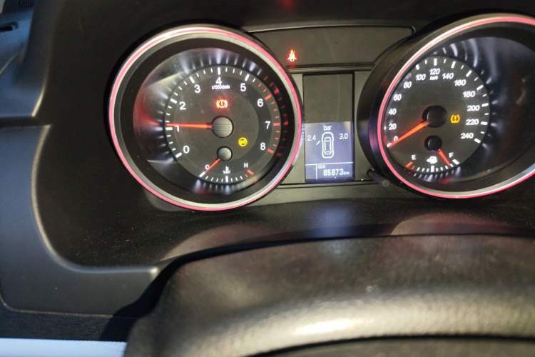 Used Haval H6 2017 Blue Label Sport Edition 1.5T Manual Two-Wheel Drive Elite Model Odometer Close Up