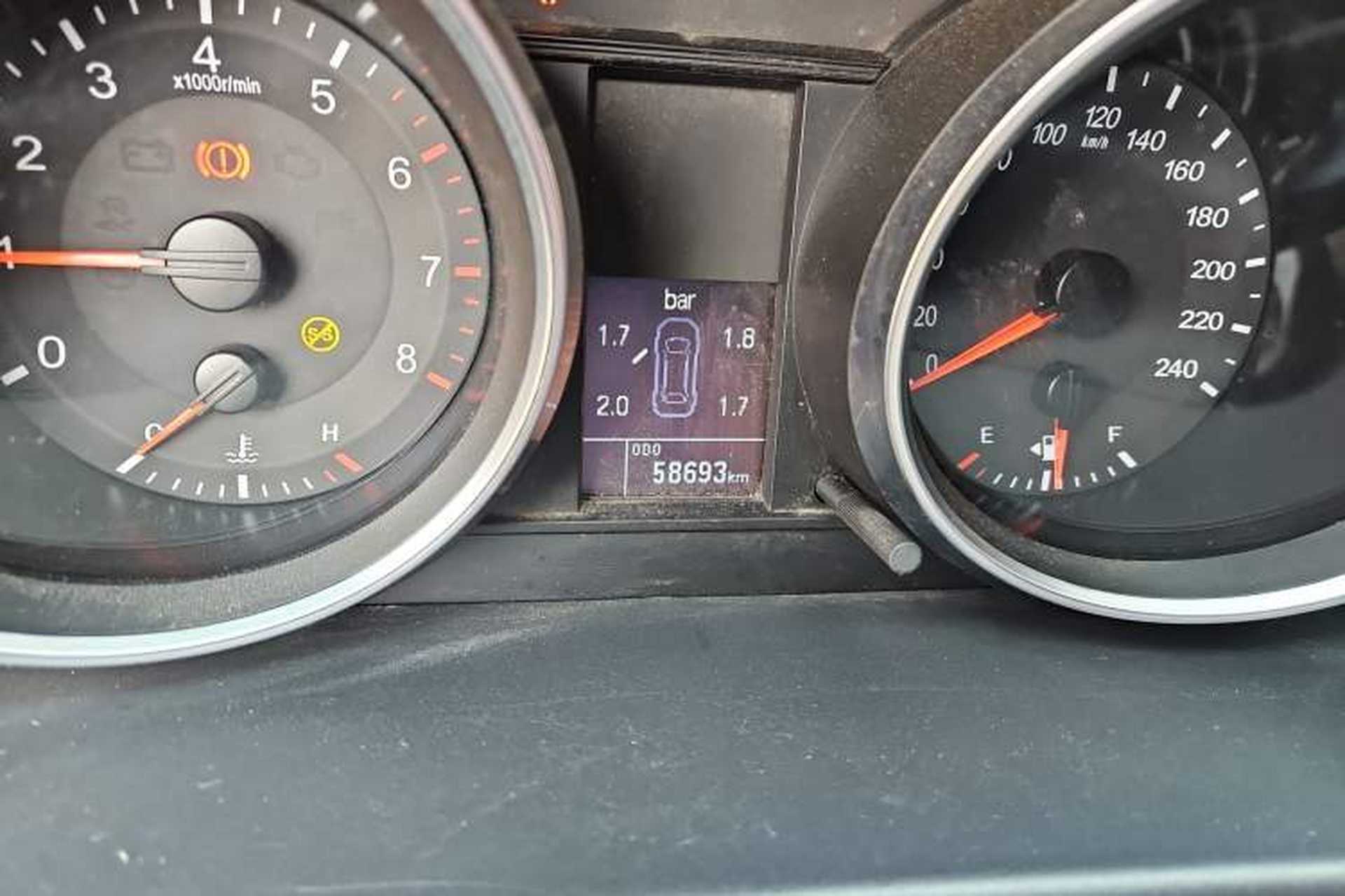 Used Haval H6 2017 Blue Label Sport Edition 1.5T Manual Two-Wheel Drive Elite Model Odometer Close Up