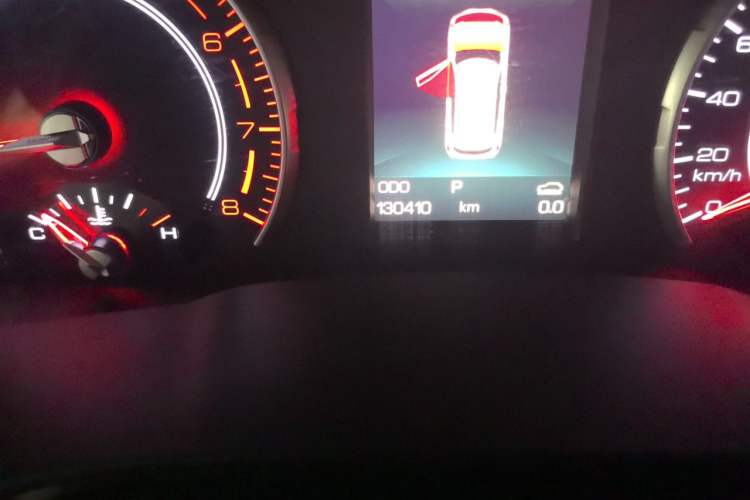 Used Haval H6 2017 Blue Label 2.0T Automatic Two-Wheel Drive Smart Edition Odometer Close Up
