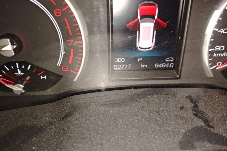 Used Haval H6 2017 Red-Label 1.3T Automatic Two-Wheel Drive ZhiShang Model Odometer Close Up