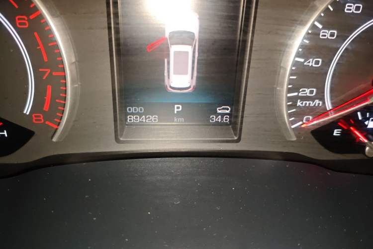 Used Haval H6 2017 Blue Label 1.5T Automatic Two-Wheel Drive ZhiShang Model Odometer Close Up