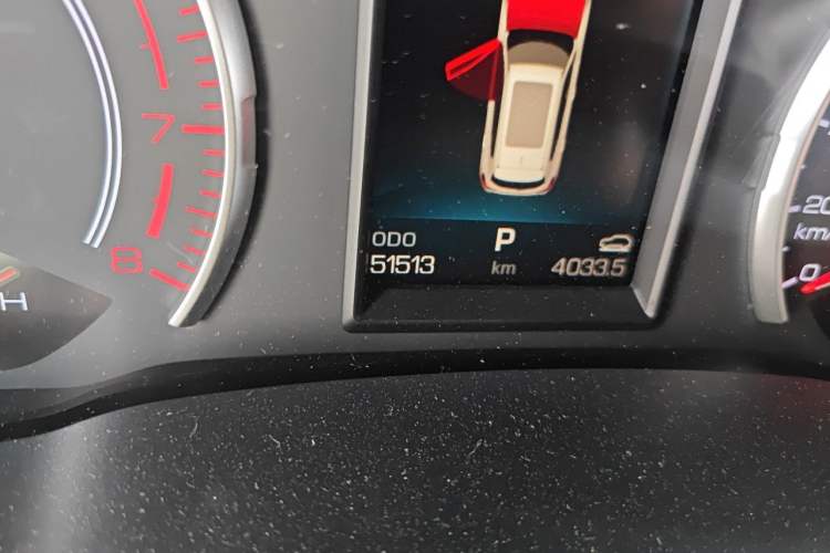 Used Haval H6 2017 Blue Label 2.0T Automatic Two-Wheel Drive Smart Edition Odometer Close Up