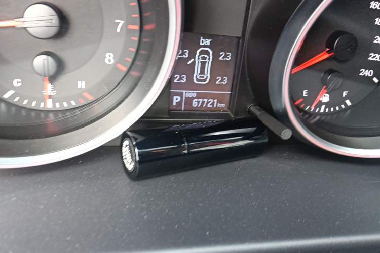 Used Haval H6 2017 Red-Label Sport Edition 1.5T Automatic Two-Wheel Drive Luxury Model Odometer Close Up