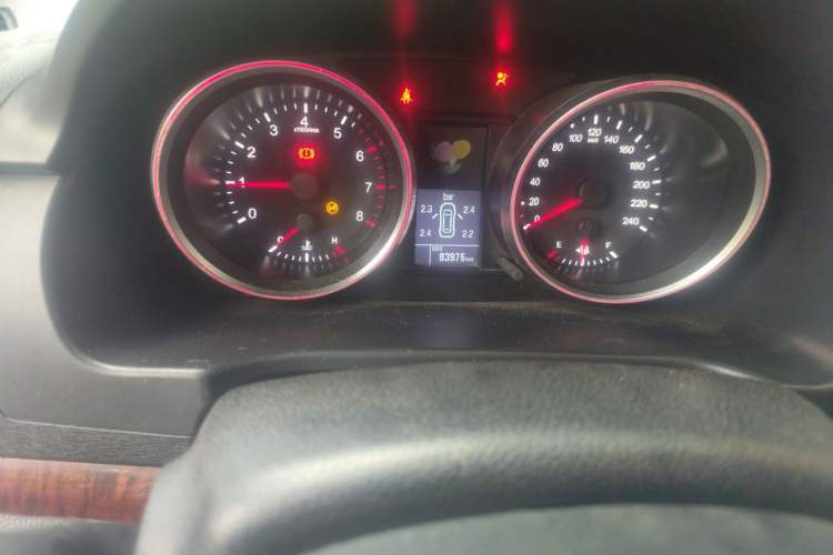 Used Haval H6 2017 Red-Label Sport Edition 1.5T Manual Two-Wheel Drive Prestige Model Odometer Close Up