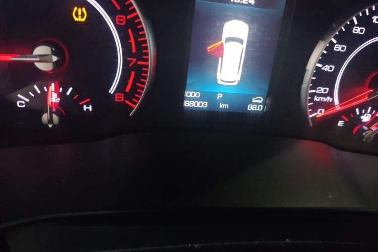 Used Haval H6 2017 Red Label 2.0T Automatic Two-Wheel Drive ZhiShang Model Odometer Close Up