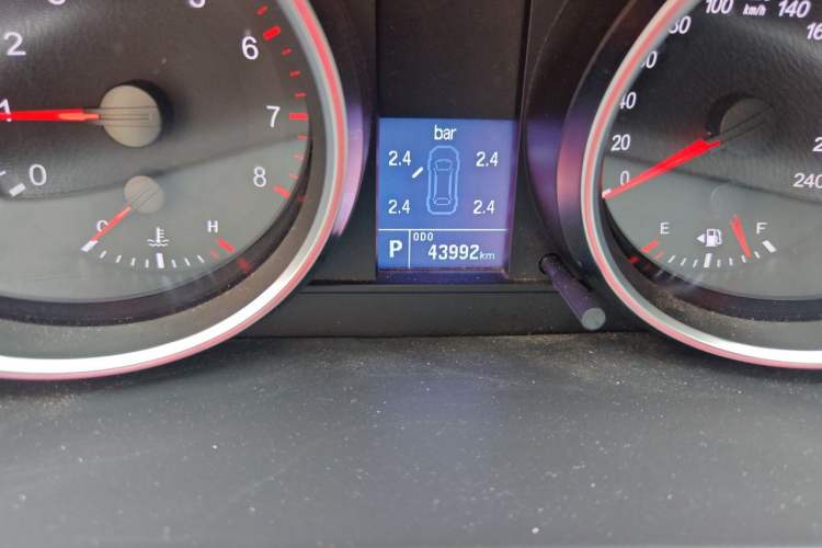 Used Haval H6 2017 Red-Label Sport Edition 1.5T Automatic Two-Wheel Drive Luxury Model Odometer Close Up