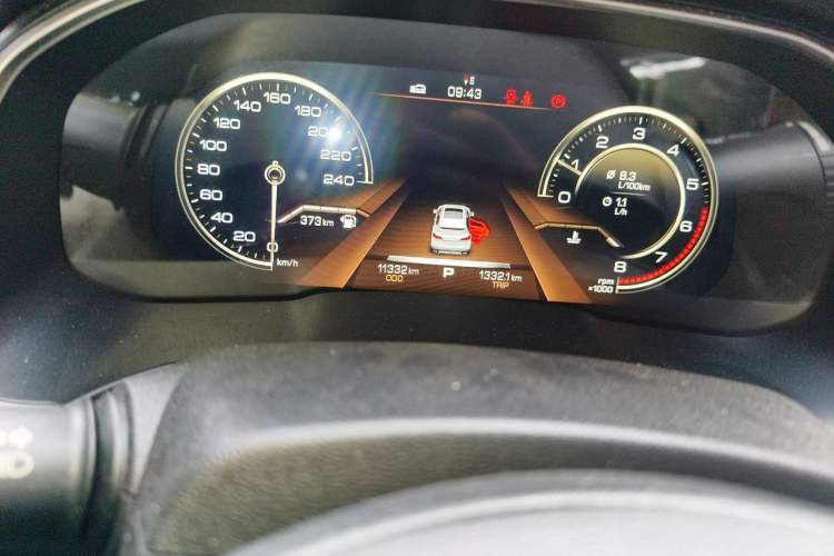 Used Haval H6 2017 Blue Label 1.5T Automatic Two-Wheel Drive Leading Plus Model Odometer Close Up
