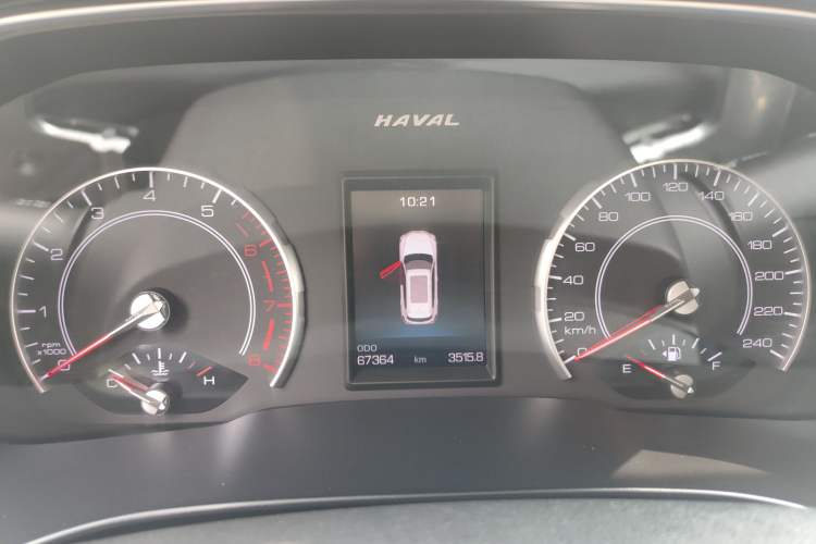 Used Haval H6 2017 Red-Label 1.3T Automatic Two-Wheel Drive ZhiShang Model Odometer Close Up
