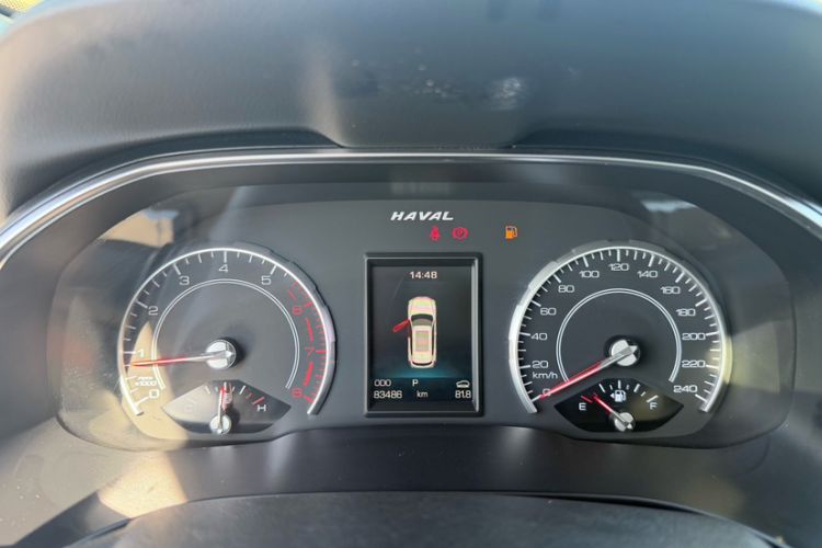 Used Haval H6 2017 Blue Label 2.0T Automatic Two-Wheel Drive Smart Edition Odometer Close Up