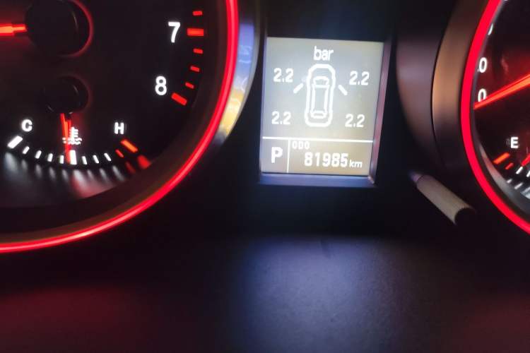 Used Haval H6 2017 Blue Label Sport Edition 1.5T Automatic Two-Wheel Drive Luxury Model Odometer Close Up