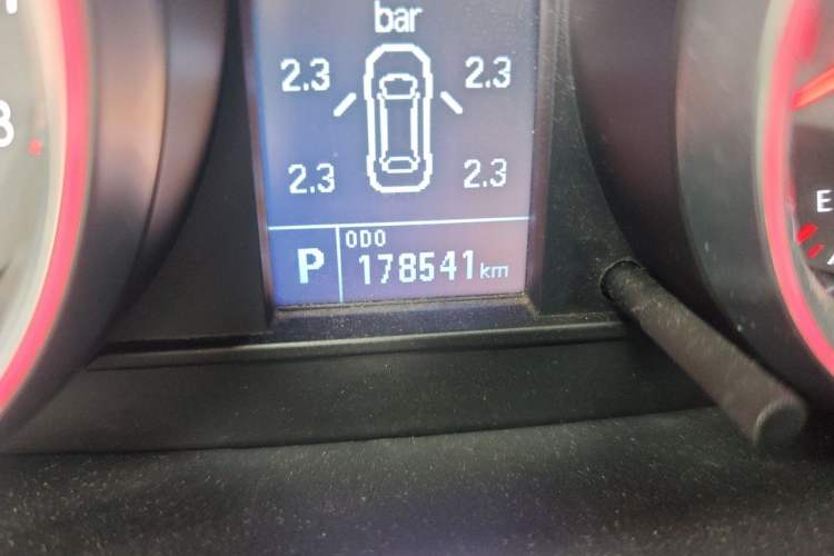 Used Haval H6 2017 Revised Red-Label Sport Version 1.5T Automatic Two-Wheel Drive Premium Edition Odometer Close Up