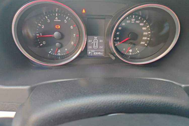 Used Haval H6 2017 Red-Label Sport Edition 1.5T Automatic Two-Wheel Drive Luxury Model Odometer Close Up