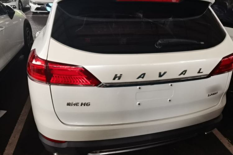 Used Haval H6 2017 Blue Label 2.0T Automatic Two-Wheel Drive Leading Model Rear