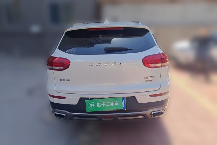 Used Haval H6 2017 Red Label 2.0T Automatic Two-Wheel Drive ZhiShang Model Rear