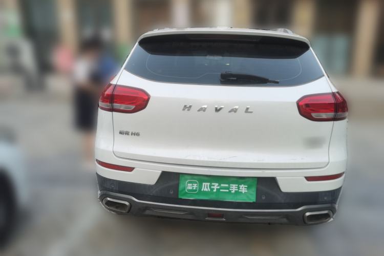 Used Haval H6 2017 Red Label 2.0T Automatic Two-Wheel Drive ZhiShang Model Rear