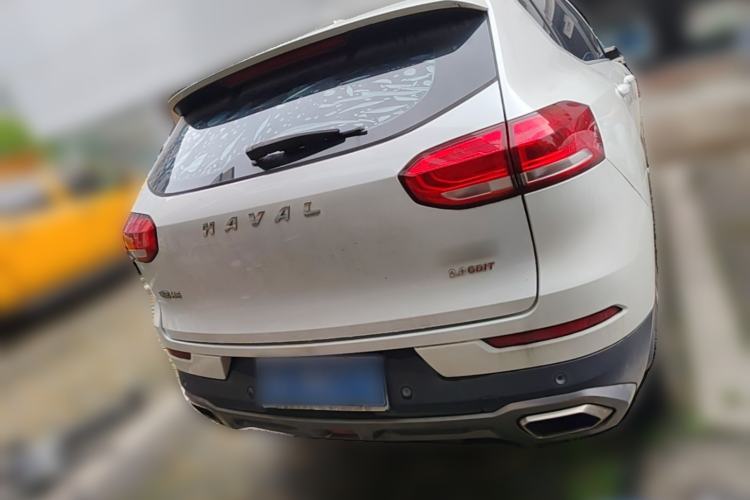 Used Haval H6 2017 Red Label 2.0T Automatic Two-Wheel Drive ZhiShang Model Rear