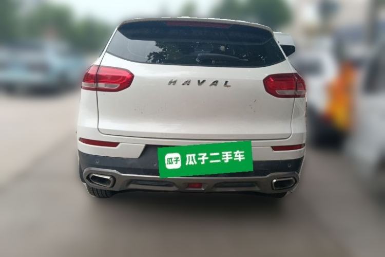 Used Haval H6 2017 Red Label 2.0T Automatic Two-Wheel Drive ZhiShang Model Rear
