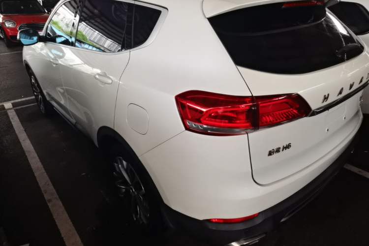 Used Haval H6 2017 Blue Label 2.0T Automatic Two-Wheel Drive Leading Model Rear Left 45 Deg