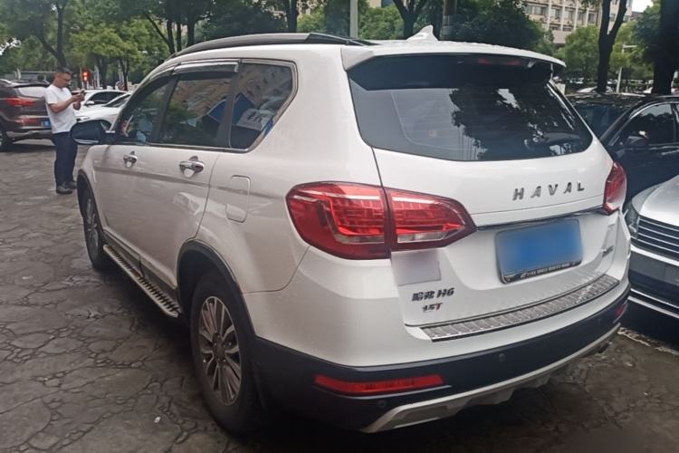 Used Haval H6 2017 Red-Label Sport Edition 1.5T Automatic Two-Wheel Drive Luxury Model Rear Left 45 Deg