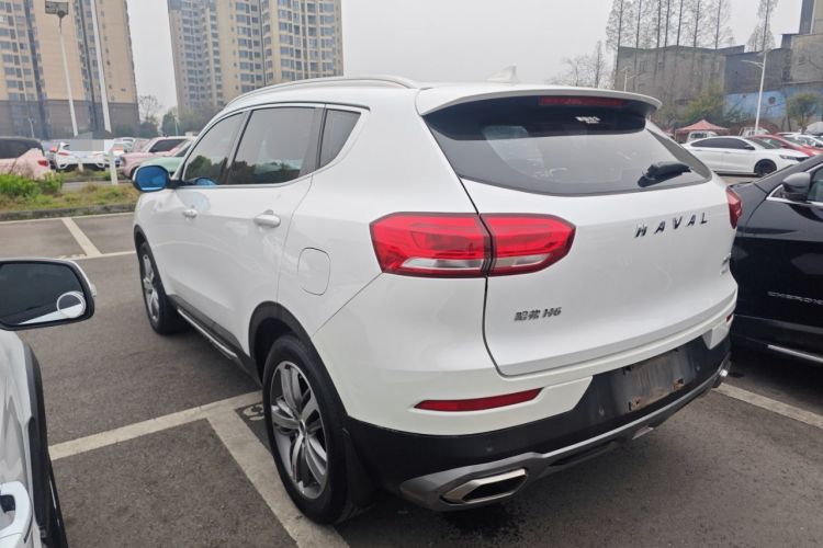 Used Haval H6 2017 Red Label 2.0T Automatic Two-Wheel Drive ZhiShang Model Rear Left 45 Deg
