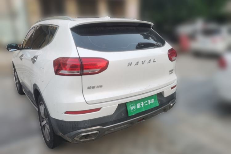 Used Haval H6 2017 Red Label 2.0T Automatic Two-Wheel Drive ZhiShang Model Rear Left 45 Deg