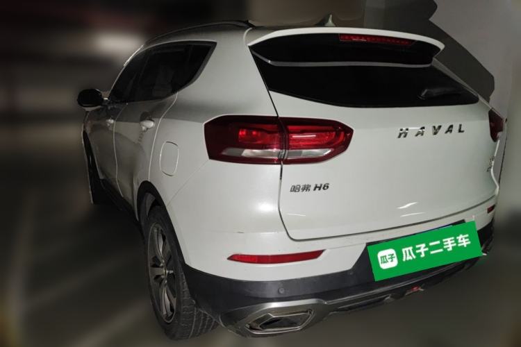 Used Haval H6 2017 Red Label 2.0T Automatic Two-Wheel Drive ZhiShang Model Rear Left 45 Deg