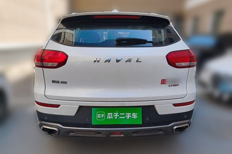 Used Haval H6 2017 Red Label 2.0T Automatic Two-Wheel Drive ZhiShang Model Rear