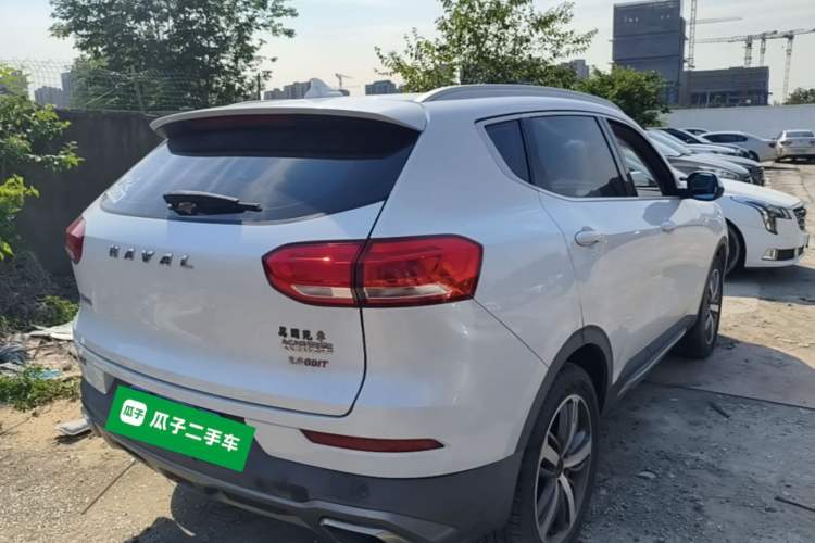 Used Haval H6 2017 Red Label 2.0T Automatic Two-Wheel Drive ZhiShang Model Rear Right 45 Deg