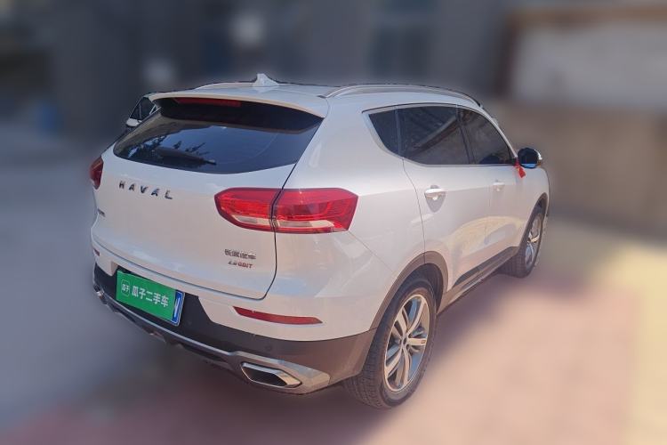 Used Haval H6 2017 Red Label 2.0T Automatic Two-Wheel Drive ZhiShang Model Rear Right 45 Deg