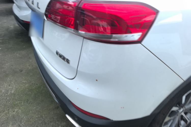 Used Haval H6 2017 Blue Label 1.5T Automatic Two-Wheel Drive ZhiShang Model Rear Right 45 Deg