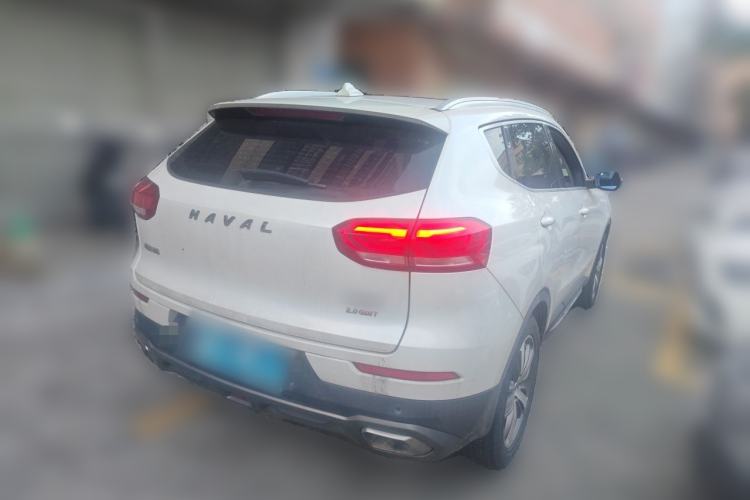 Used Haval H6 2017 Red Label 2.0T Automatic Two-Wheel Drive ZhiShang Model Rear Right 45 Deg