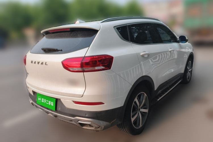 Used Haval H6 2017 Red Label 2.0T Automatic Two-Wheel Drive ZhiShang Model Rear Right 45 Deg
